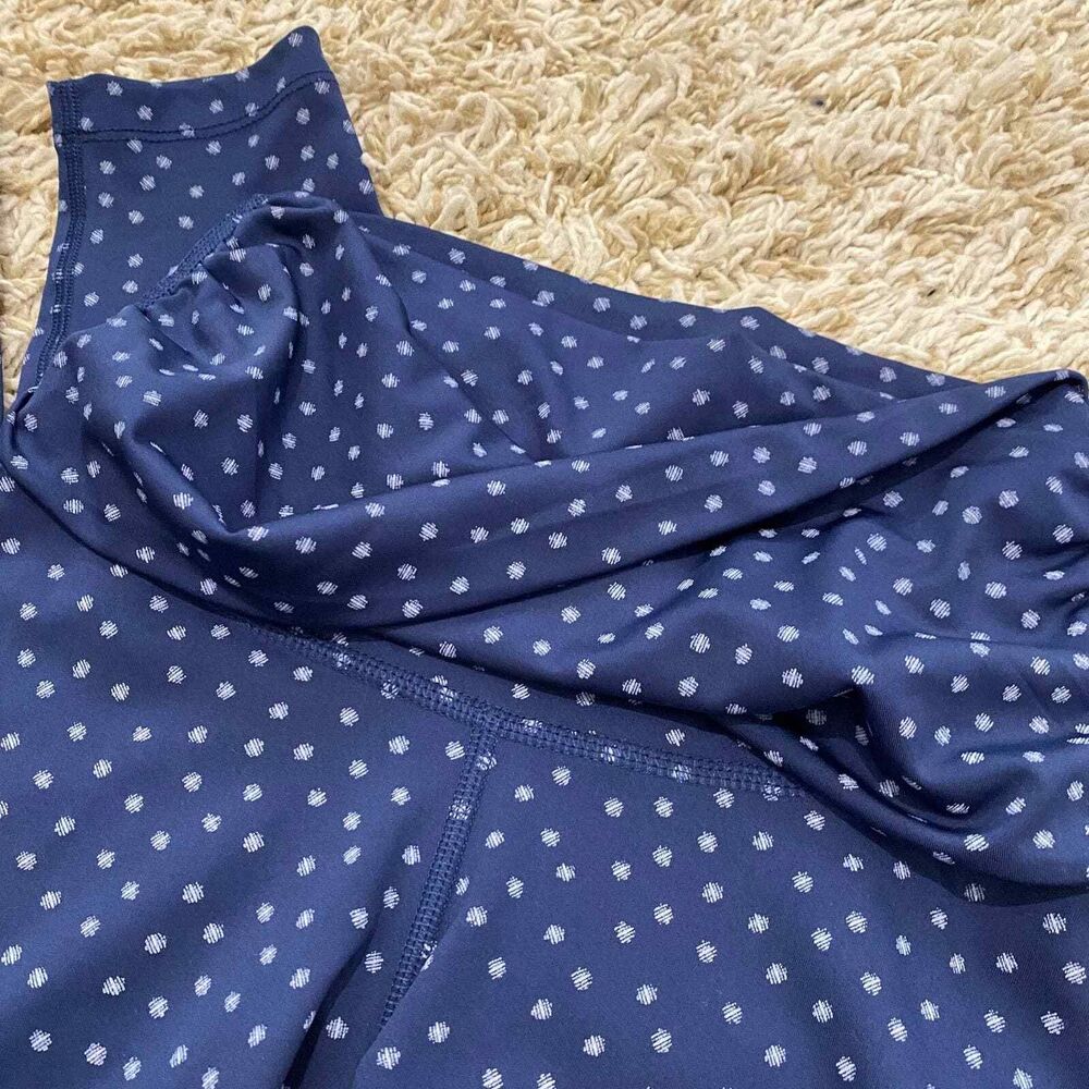 Nike Women's Dots Twist 7/8 Yoga Athletic Leggings Blue Size XS NWT - Picture 4 of 8